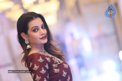 Diksha Panth Photos - 5 of 38