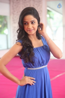 Divya Nandini Photos - 7 of 16