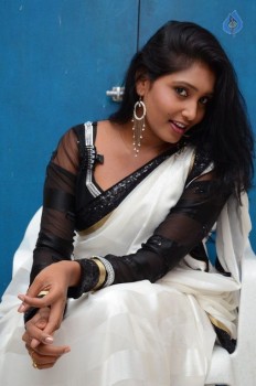 Eesha Latest Photos - 10 of 32