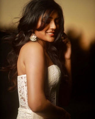 Eesha Rebba Stills - 3 of 13