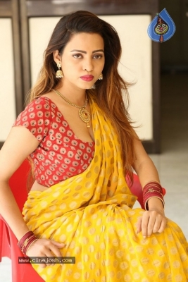 Geetha Shah Photos - 27 of 42
