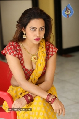 Geetha Shah Photos - 29 of 42