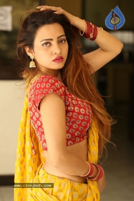 Geetha Shah Photos - 34 of 42
