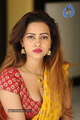 Geetha Shah Photos - 38 of 42