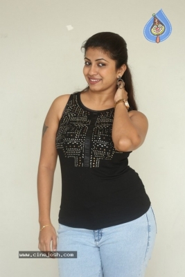 Geethanjali Photos - 5 of 21