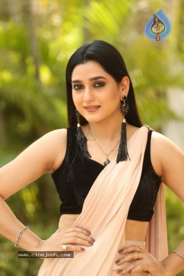 Haseen Mastaan Mirza Photos - 14 of 21