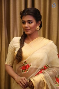 Hebah Patel Photos - 11 of 21