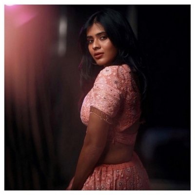 Hebah Patel Stills - 6 of 19