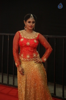 Iniya at Mirchi Music Awards - 12 of 18