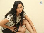 Ishika Singh New Photos - 16 of 107