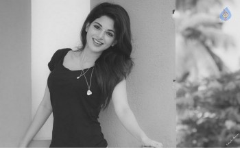 Iswarya Menon New Photos - 7 of 17