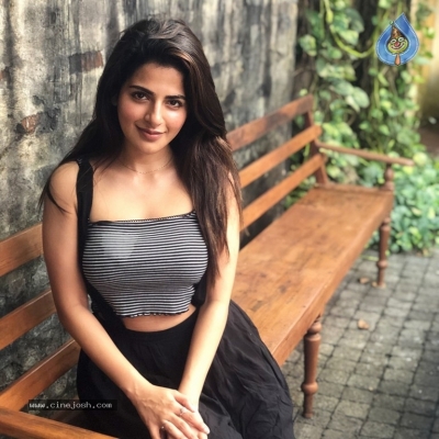 Iswarya Menon Photos - 2 of 5