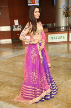 Jhataleka Malhotra New Pics - 9 of 21
