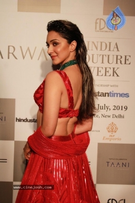 Kiara Advani Walked Ramp At India Couture Week 2019 - 1 of 9