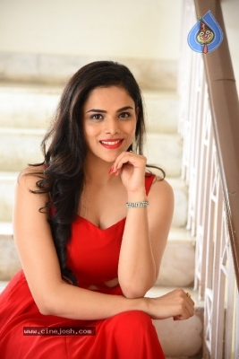 Kriti Garg Photos - 14 of 21