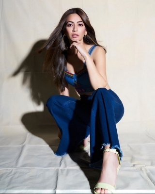 Kriti Kharbanda Photos - 9 of 13