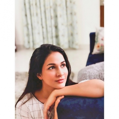 Lavanya Tripathi Photos - 1 of 2