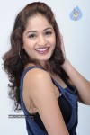 Madhavi Latha Latest Pics (CineJosh Exclusive) - 121 of 133