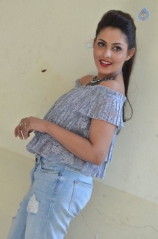 Madhu Shalini Latest Photos - 21 of 59