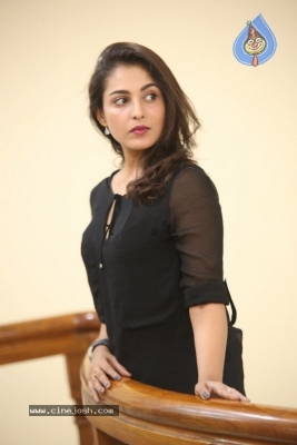 Madhu Shalini Photos - 8 of 38