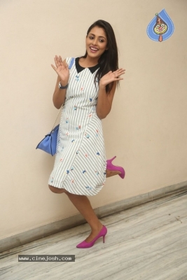 Madhu Shalini Photos - 2 of 26