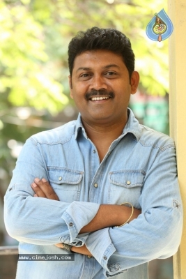 Madhunadan and Praveen Interview Photos - 20 of 21