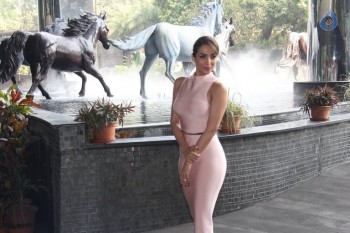 Malaika Arora Khan Photos - 8 of 14