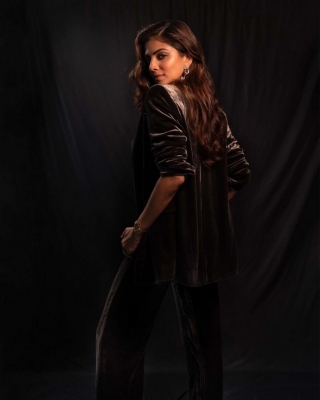 Malavika Mohanan Photos - 10 of 16
