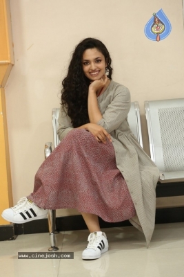 Malavika Nair Stills - 9 of 42