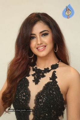 Malavika Sharma Photos - 14 of 42