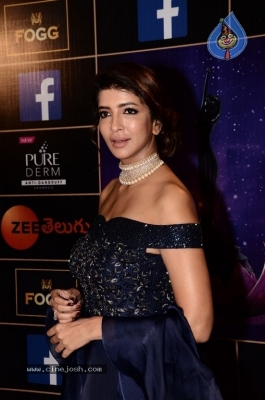 Manchu Lakshmi At Zee Apsara Awards - 17 of 34