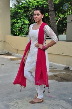 Mannara Chopra Gallery - 5 of 42