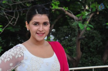 Mannara Chopra Gallery - 15 of 42