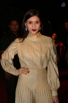 Mannara Chopra Gallery - 20 of 42