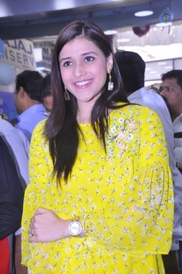 Mannara Chopra Latest Gallery - 11 of 29