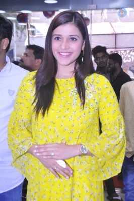 Mannara Chopra Latest Gallery - 16 of 29