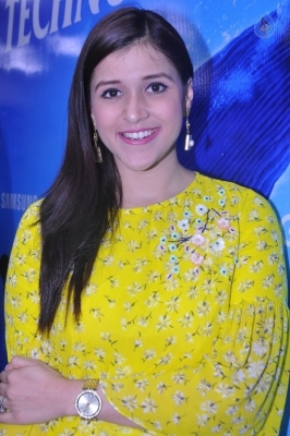 Mannara Chopra Latest Gallery - 23 of 29