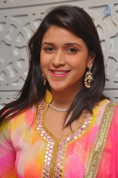 Mannara Chopra Latest Photos - 42 of 29