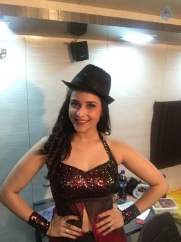 Mannara Chopra New Photos - 3 of 21