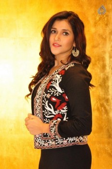 Mannara Chopra New Photos - 1 of 42