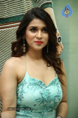 Mannara Chopra Photos - 9 of 20