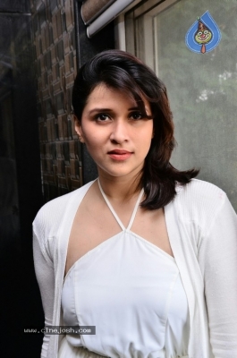 Mannara Chopra Photos - 11 of 35