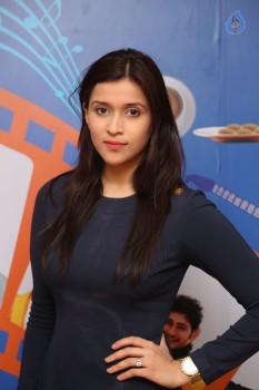 Mannara Chopra Pics - 18 of 42