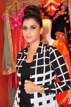 Mannara Chopra Pics - 17 of 40