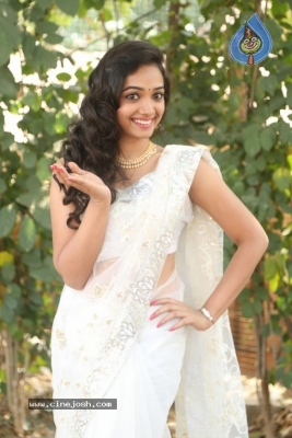 Meghna Mandumula Latest Pics - 5 of 12