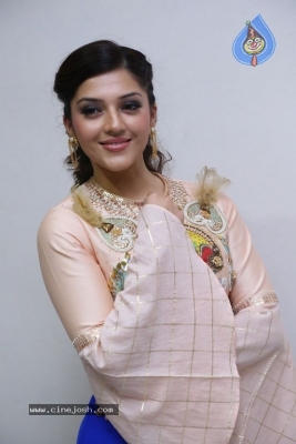 Mehreen Kaur Pirzada Stills - 16 of 19