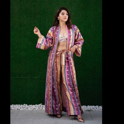Mehreen Pirzada Photos - 3 of 17