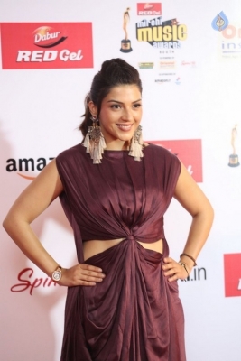 Mehrene Kaur at Mirchi Music Awards  - 3 of 33