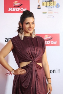 Mehrene Kaur at Mirchi Music Awards  - 17 of 33
