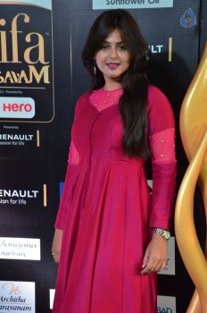 Monal Gajjar Stills at IIFA 2017 - 8 of 15